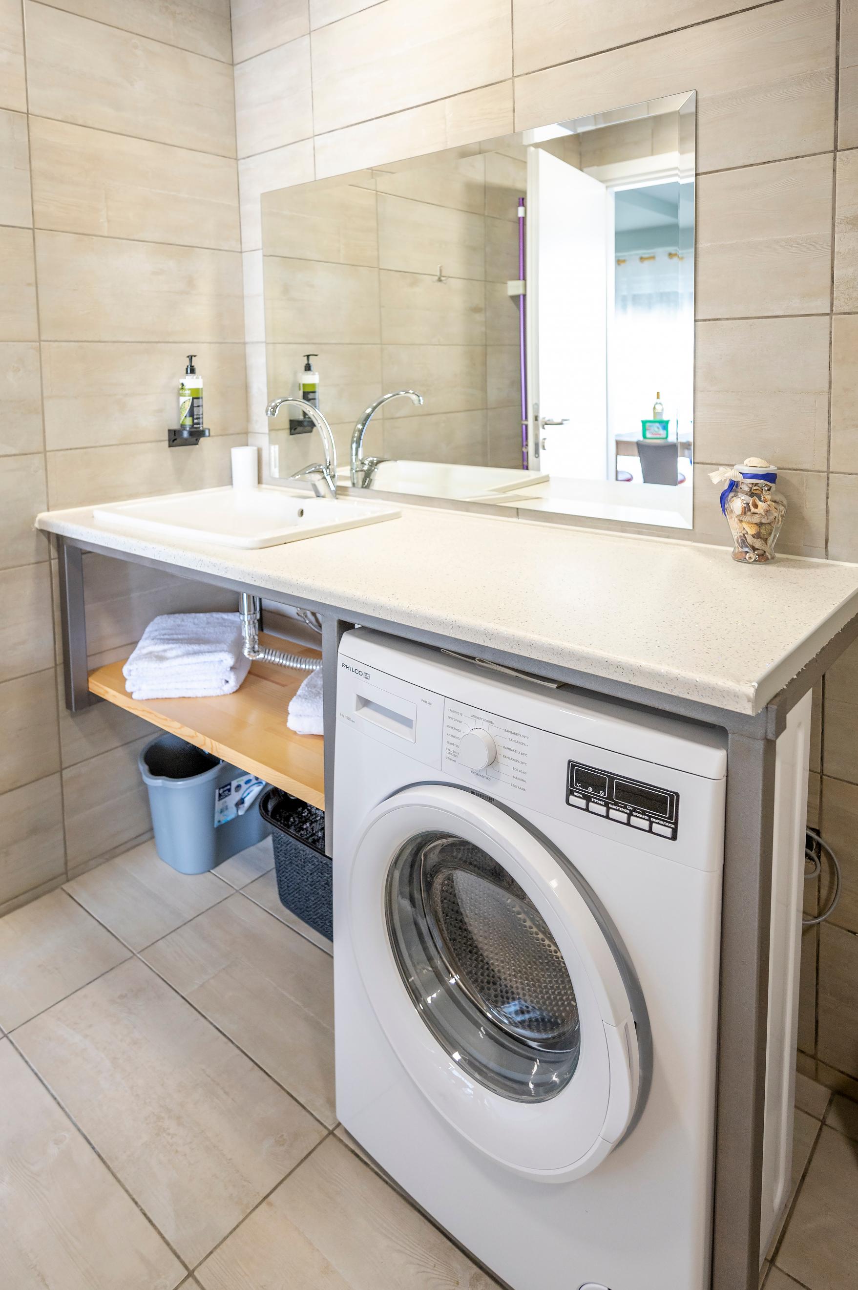 Simple Comfort with a Touch of Nature(104)