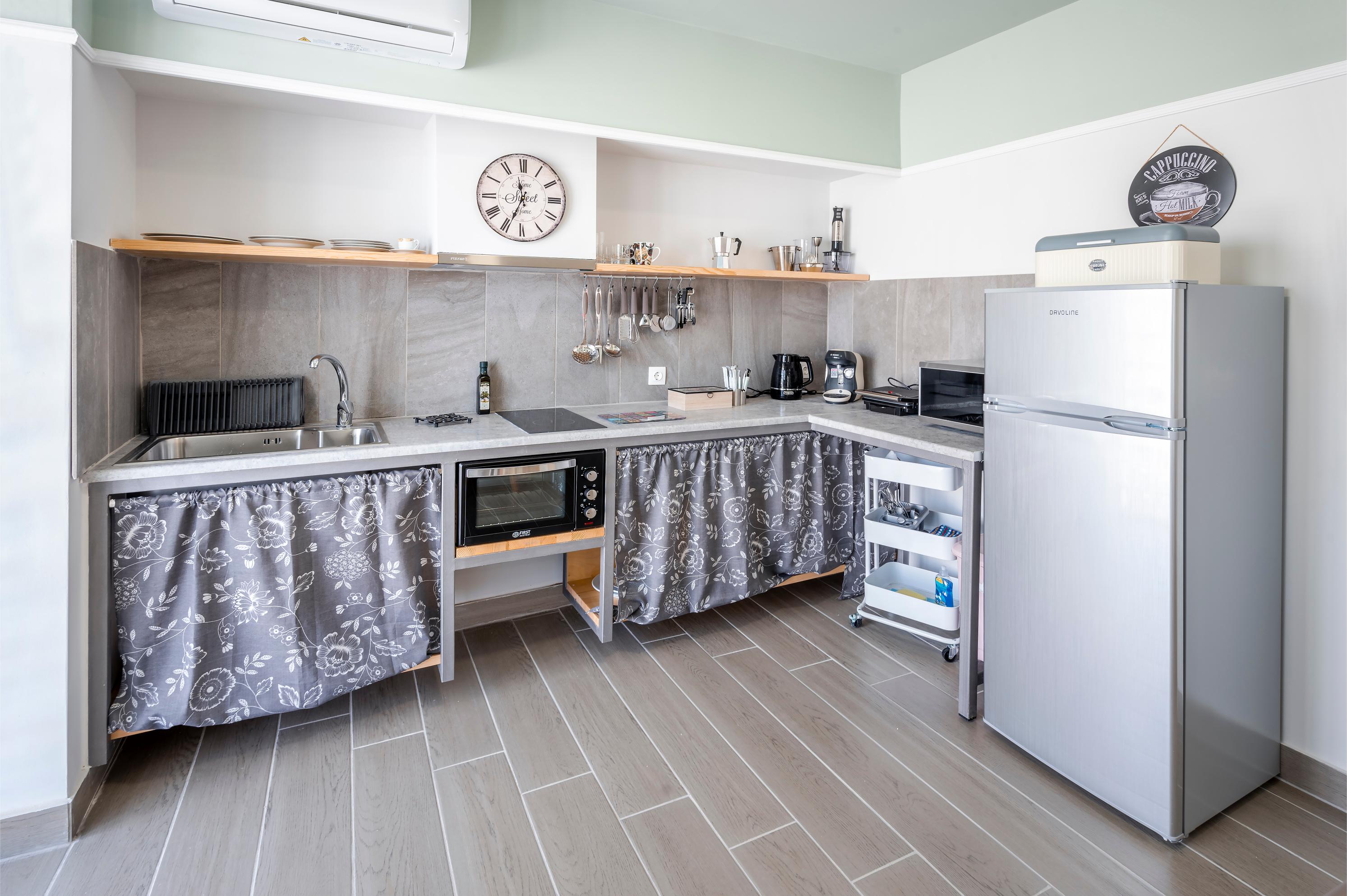 Clean Lines, Calm Vibes(102)