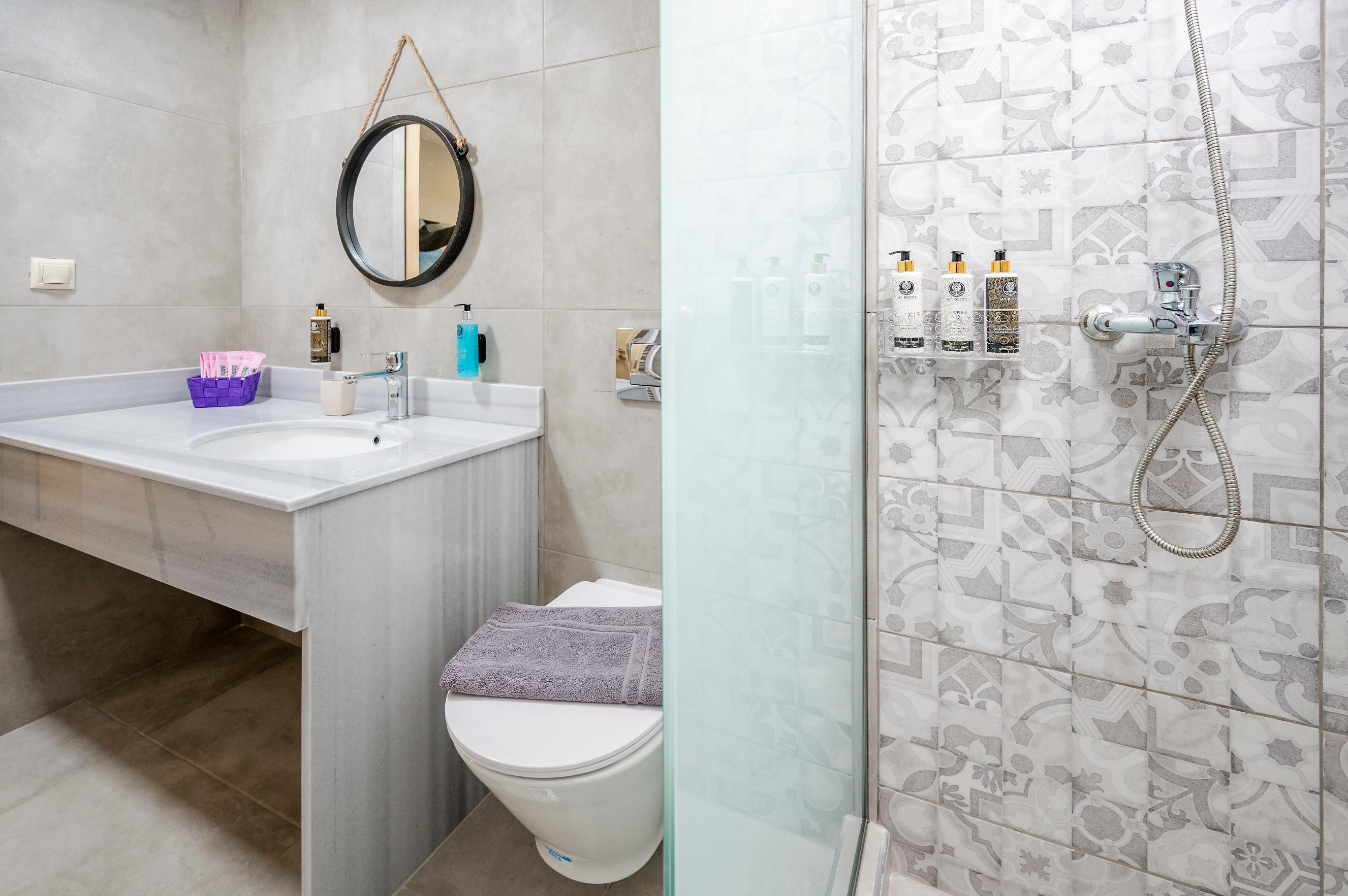 Soft Days, Starry Nights & a Private Pool (106)